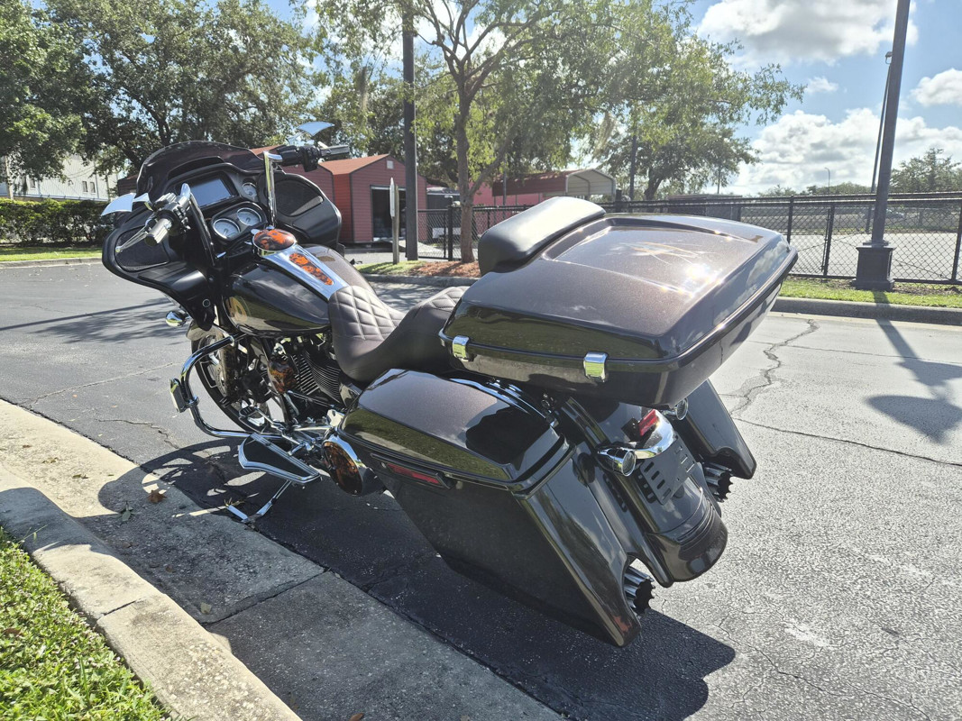Road Glide®