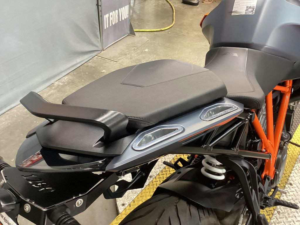 1290 Super Duke GT