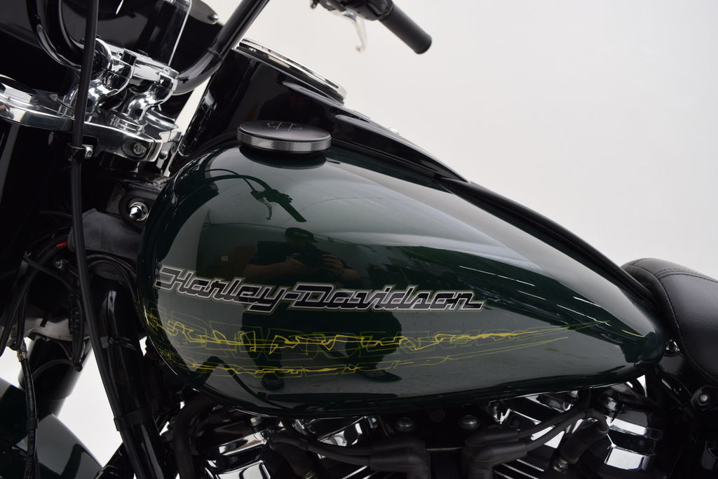 Softail® Heritage Classic 114