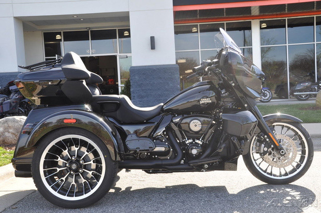 Street Glide® 3 Limited