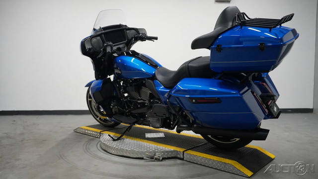Street Glide® Ultra