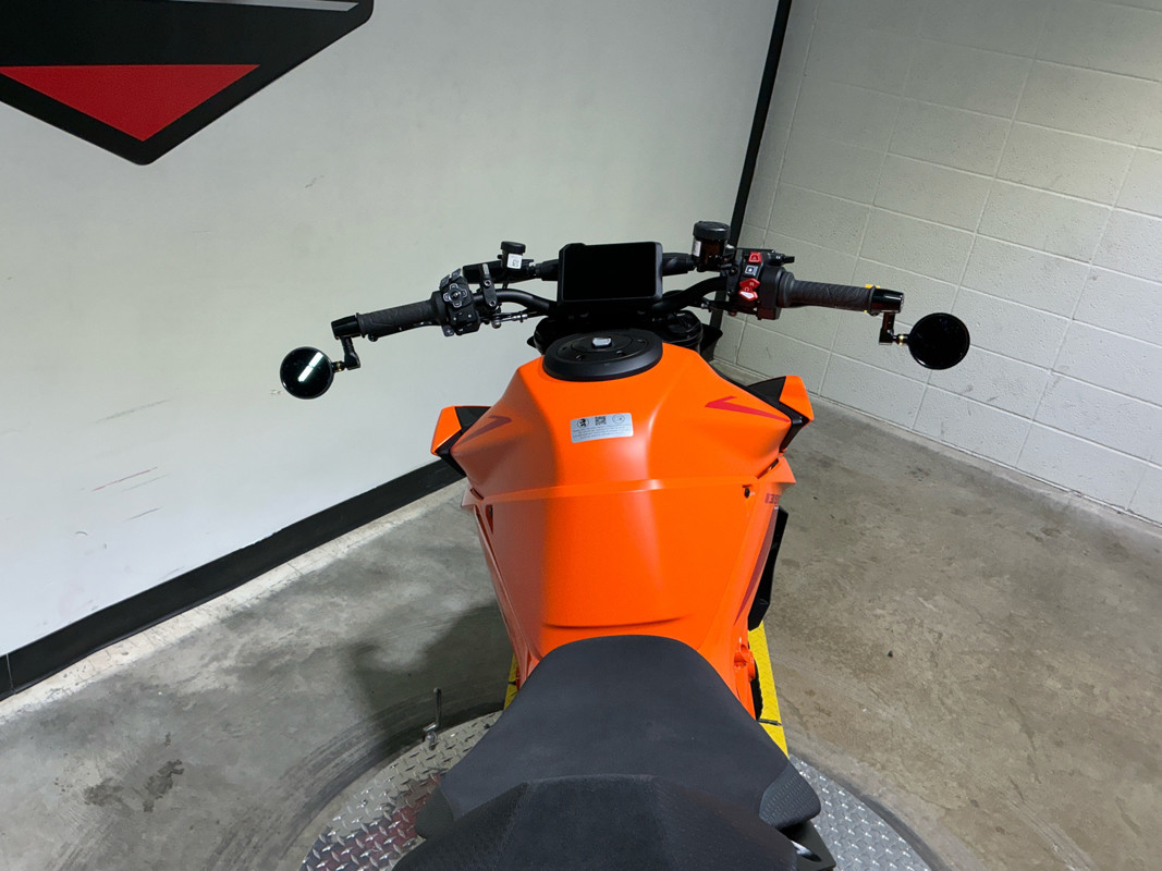 1390 Super Duke R