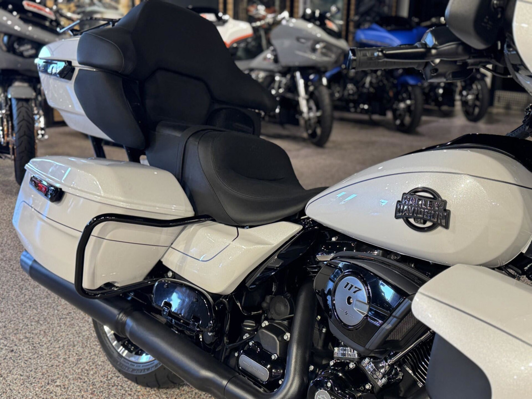 Street Glide® Limited