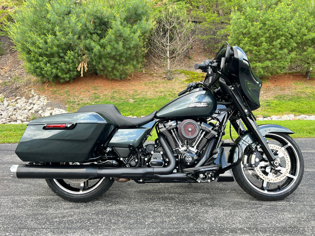 Street Glide®