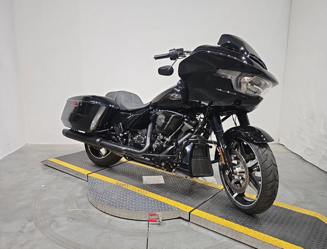 Road Glide®