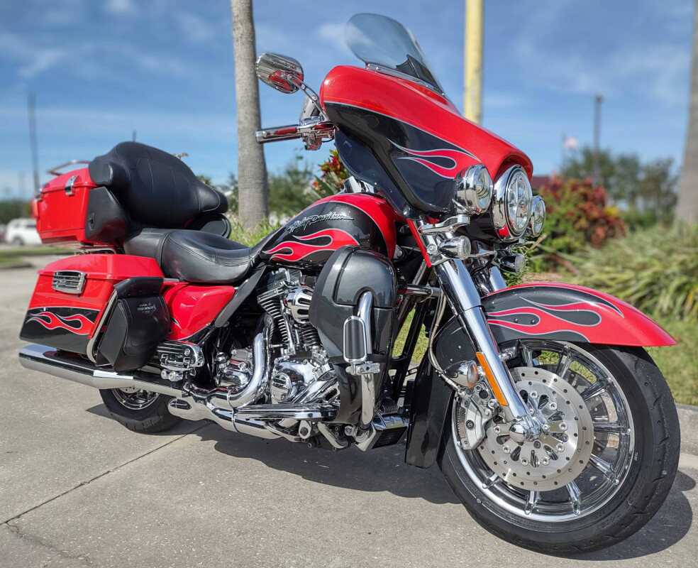 CVO® Ultra Classic® Electra Glide® 