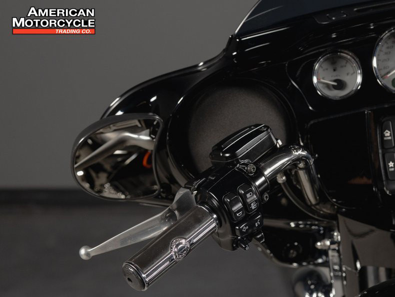 Street Glide® Special