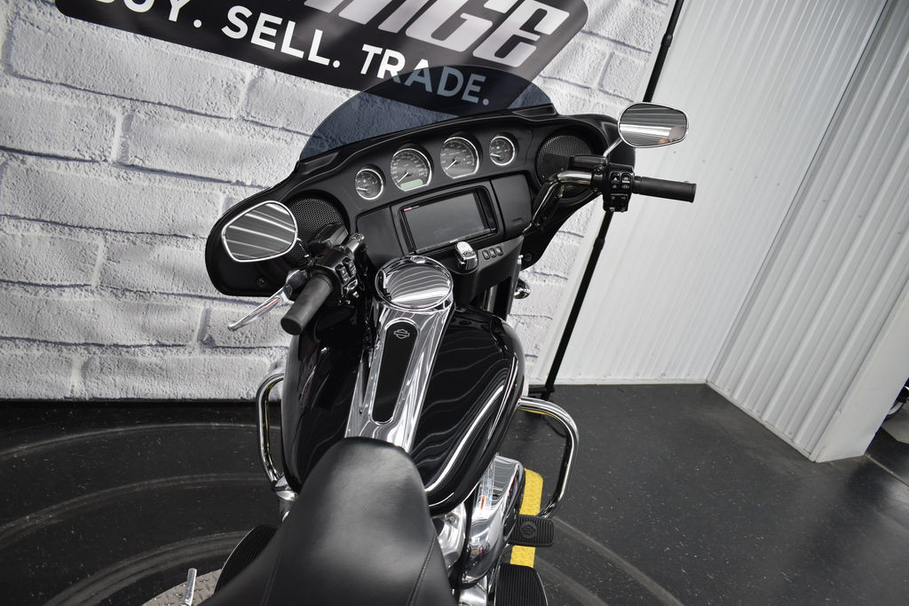 Electra Glide Standard