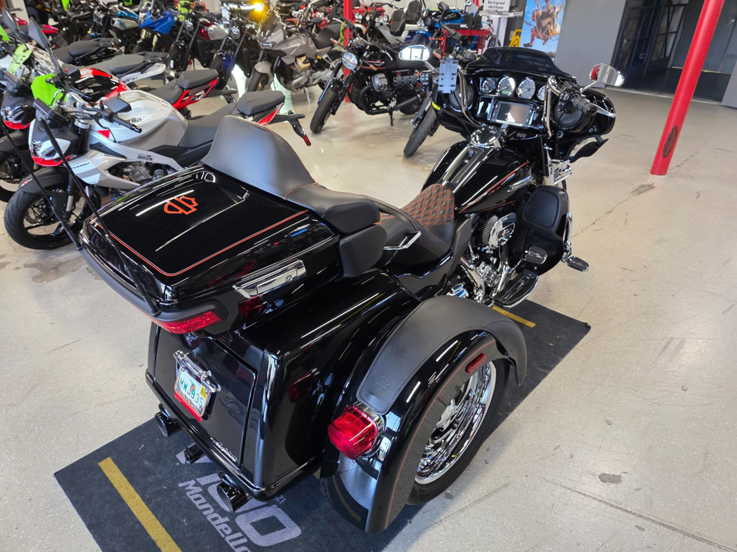 Tri Glide® Ultra Classic®