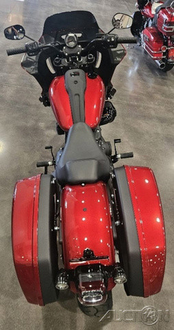 Low Rider® ST