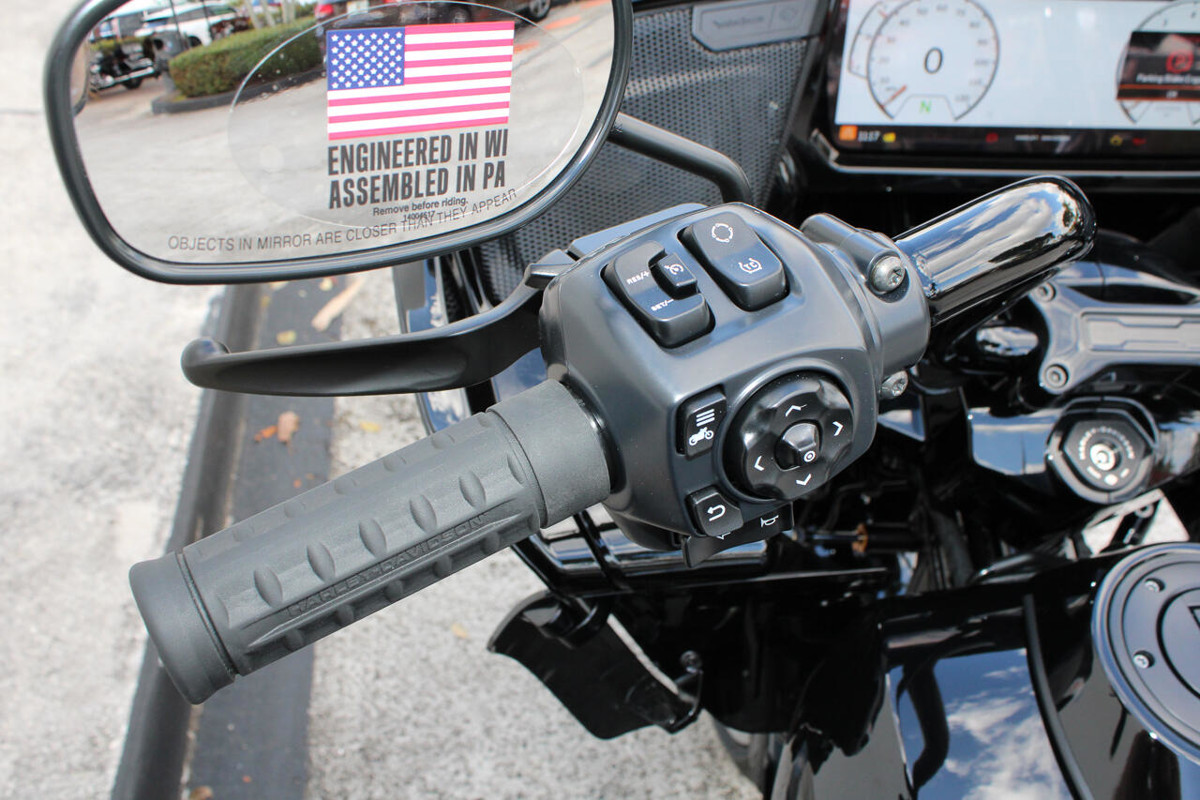 Road Glide® 3