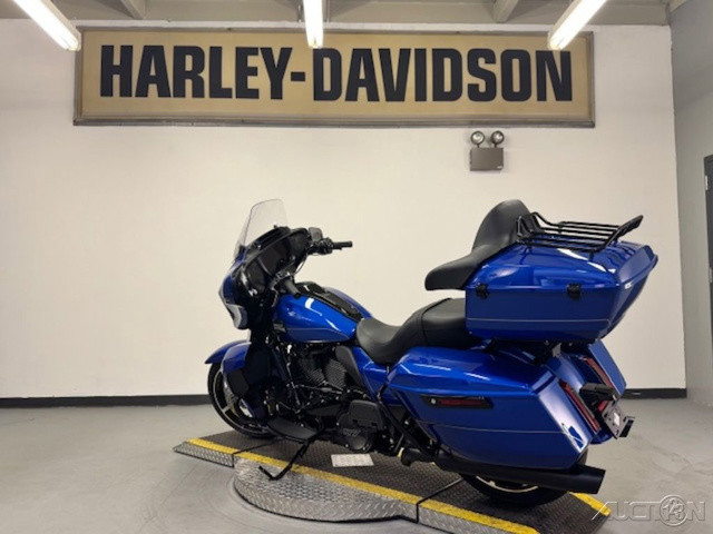Street Glide® Ultra