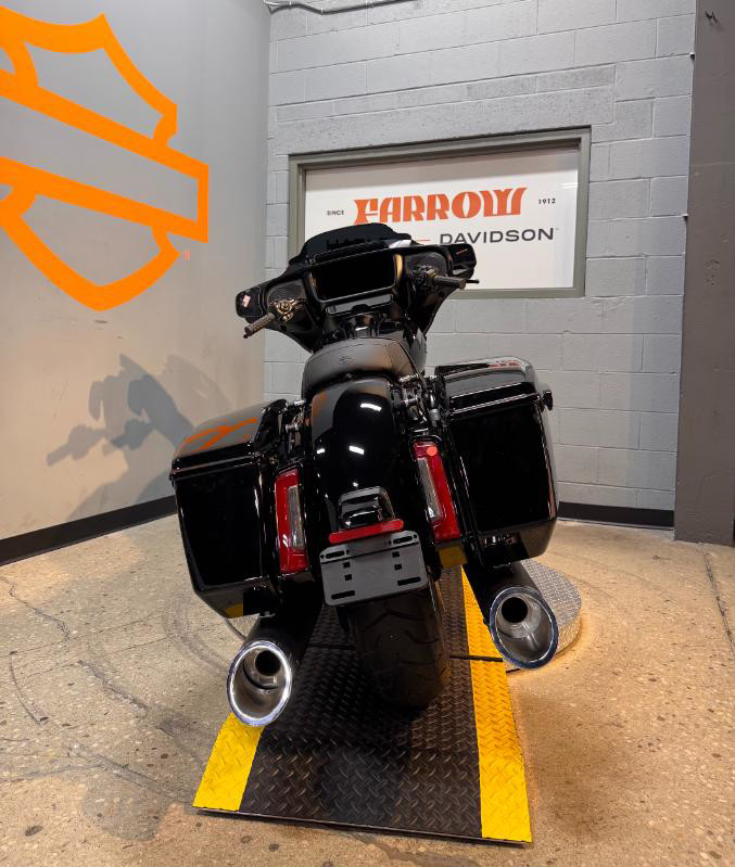 Street Glide®