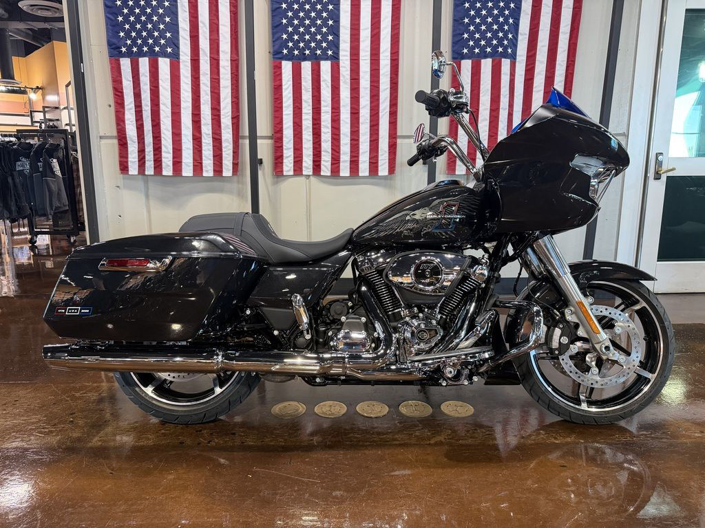 Road Glide®