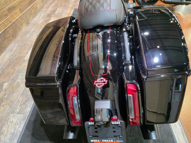 Street Glide®