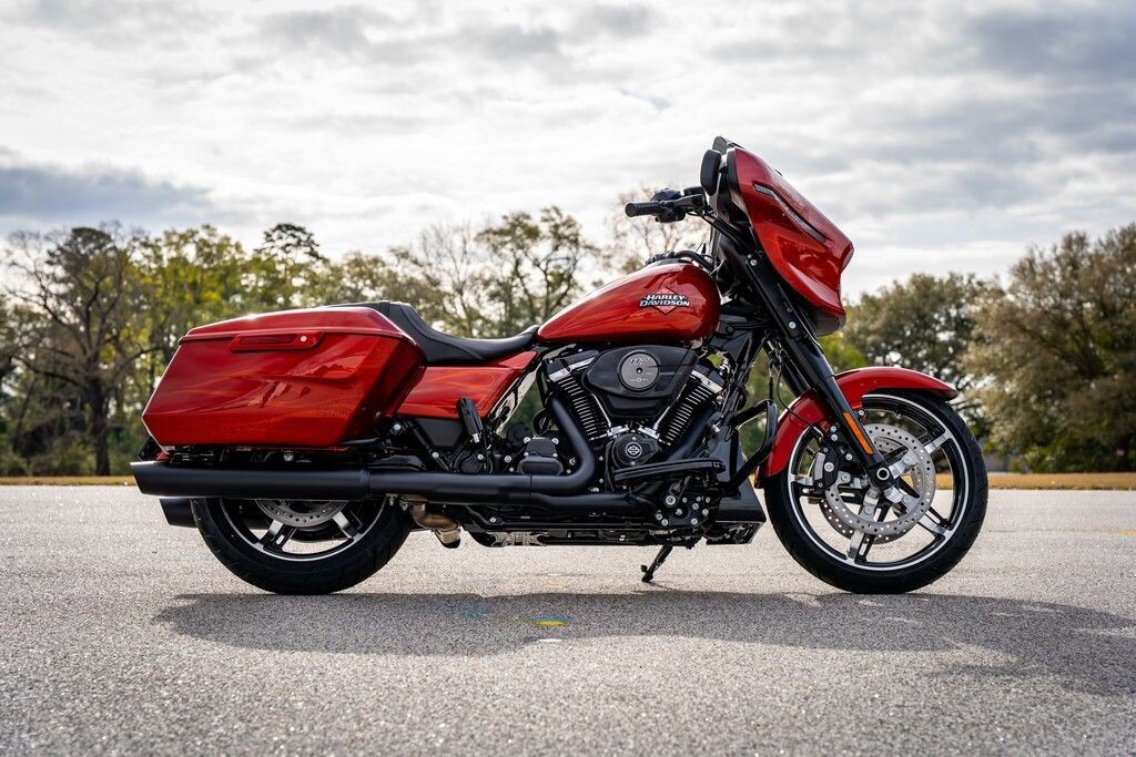 Street Glide®