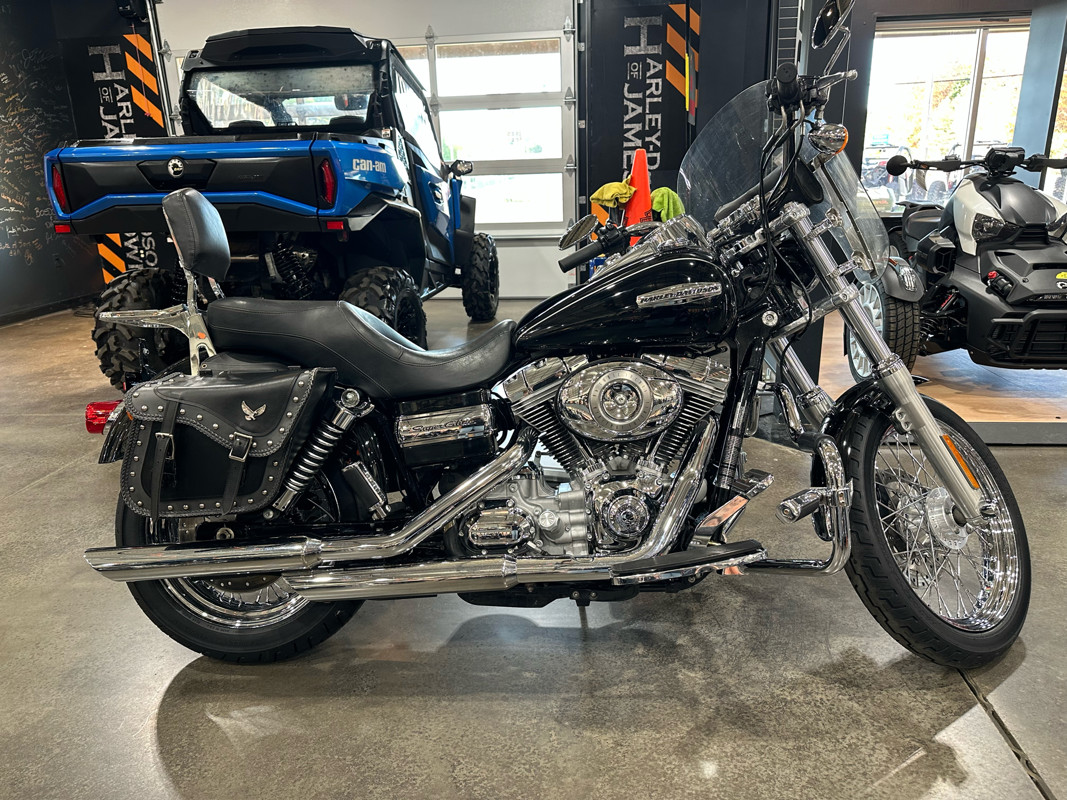 Dyna® Super Glide® Custom