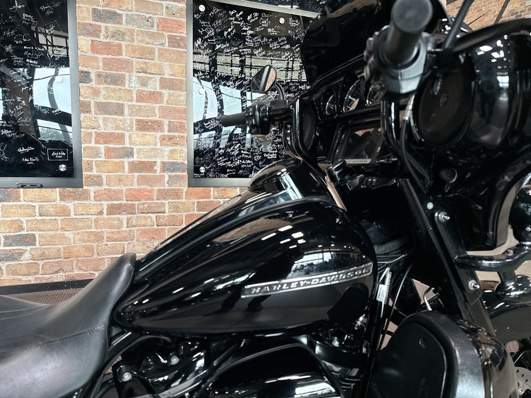 Street Glide® Special