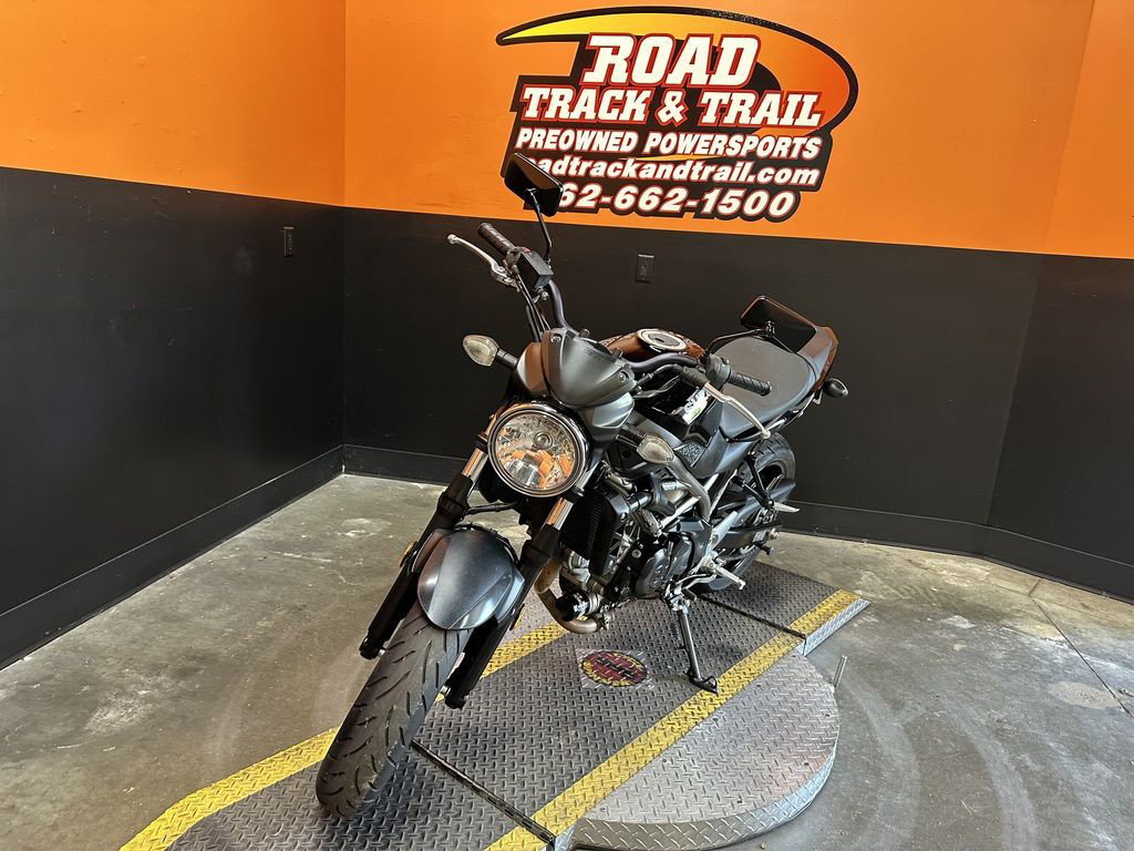 SV650