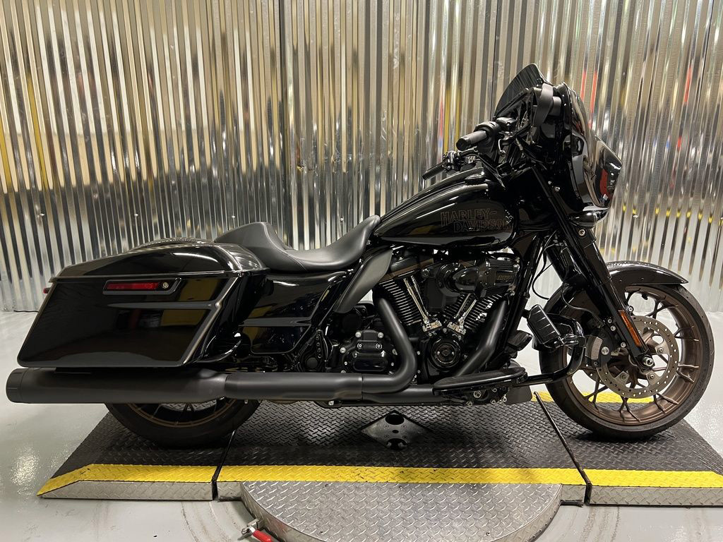 Street Glide® ST