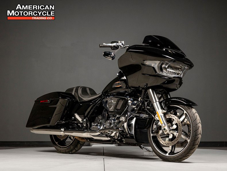 Road Glide®