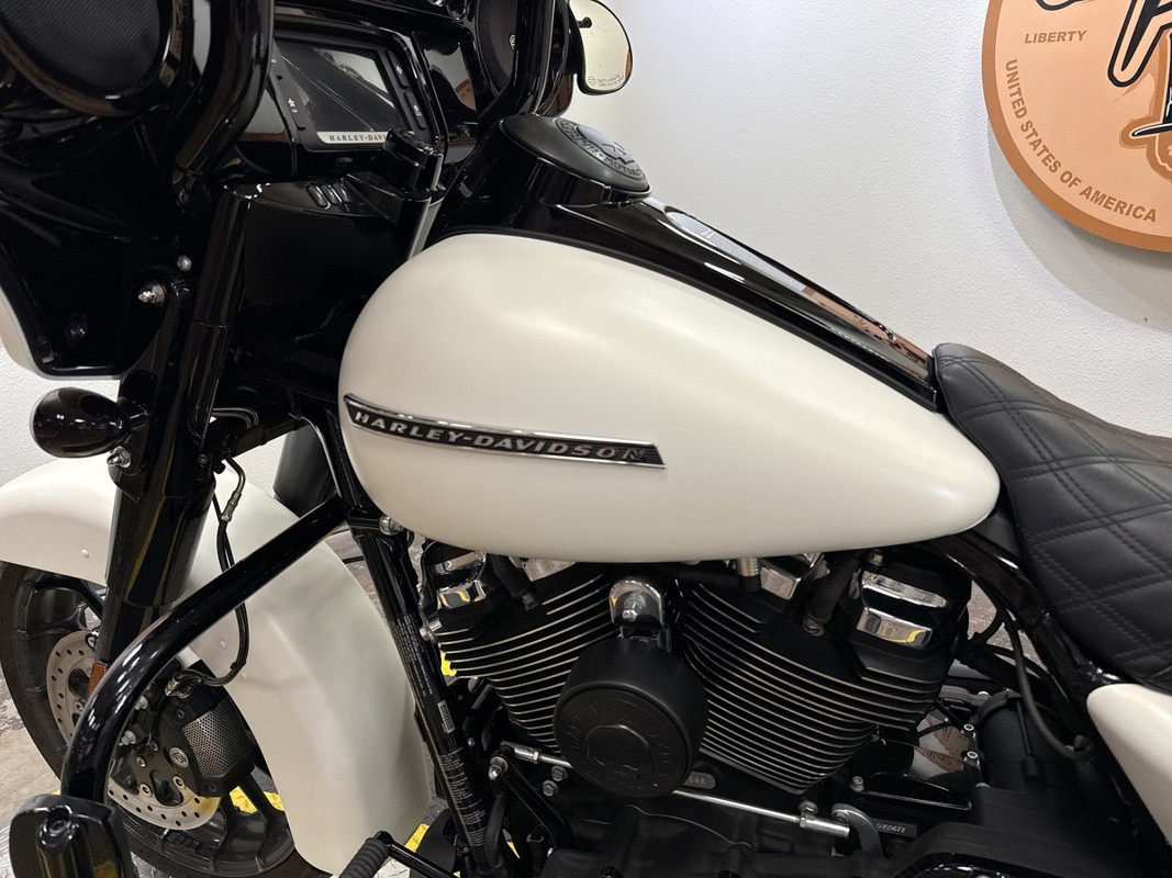 Street Glide® Special
