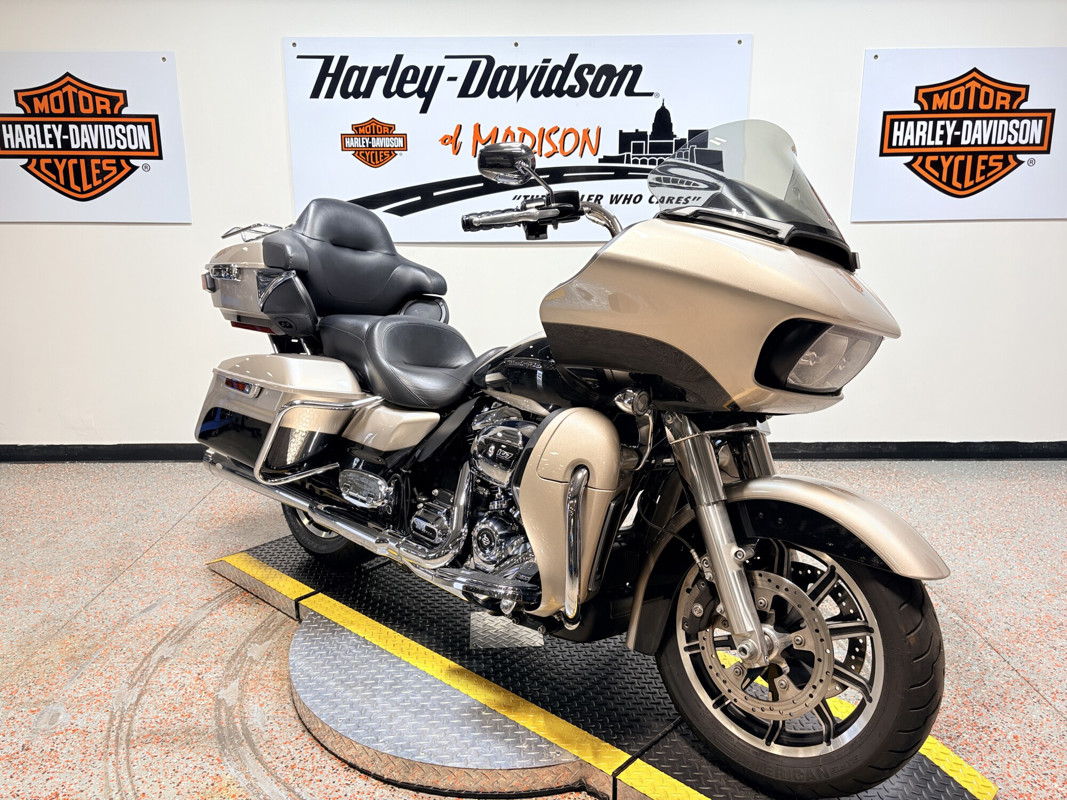 Road Glide® Ultra