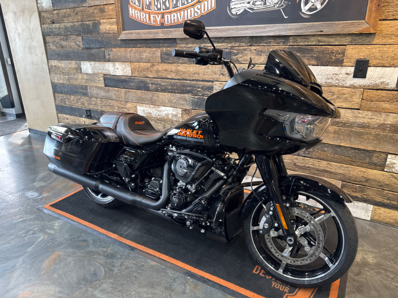 Road Glide®