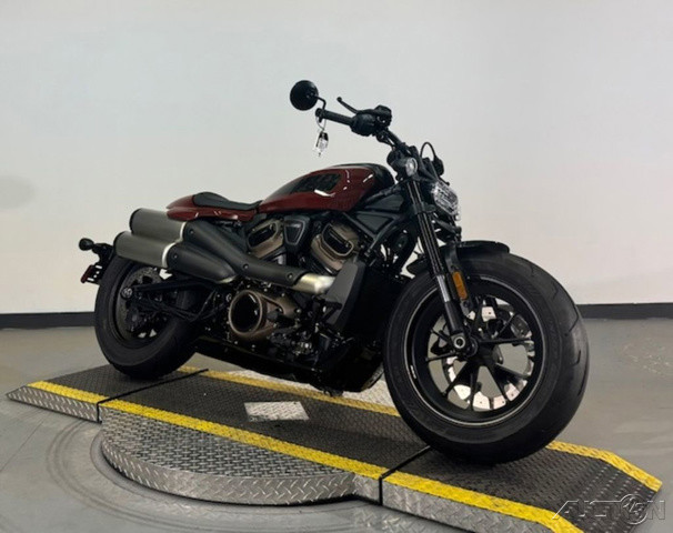 Sportster® S