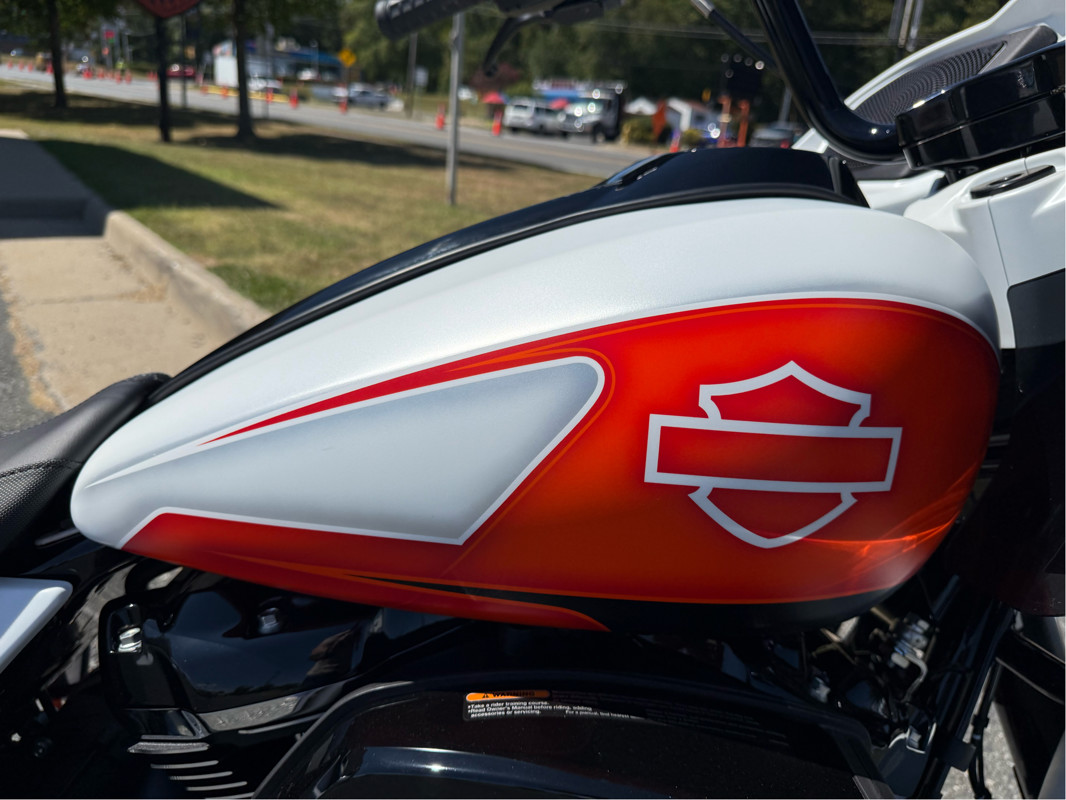 Road Glide®