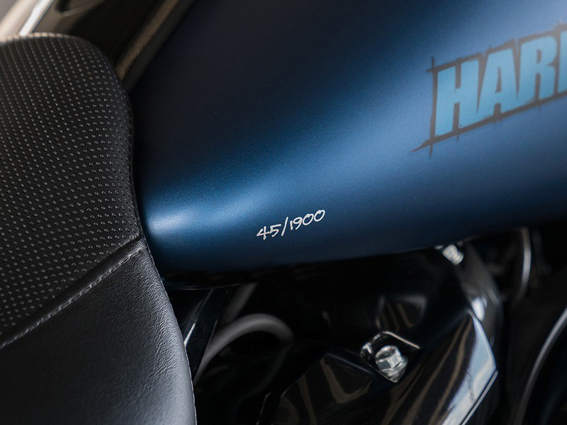 CVO® Street Glide®