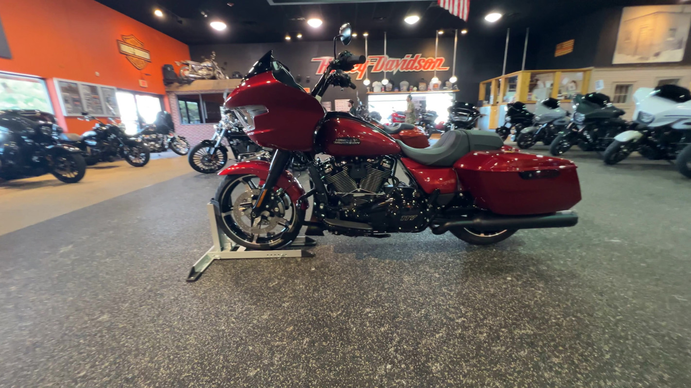 Road Glide®