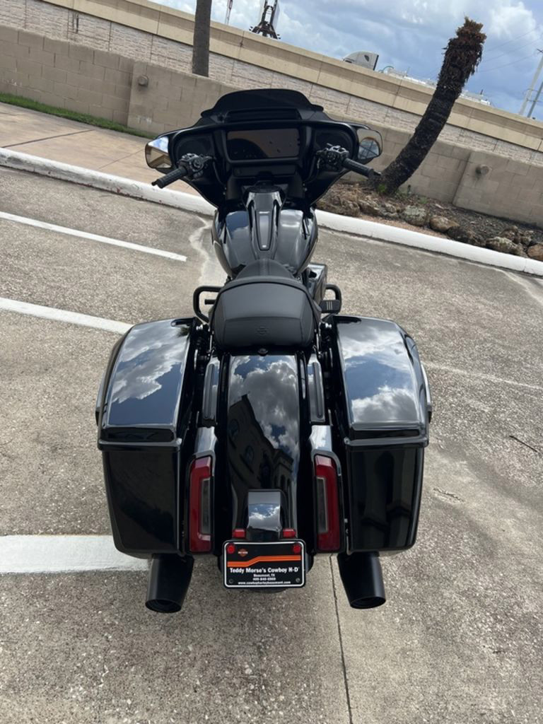 Street Glide®