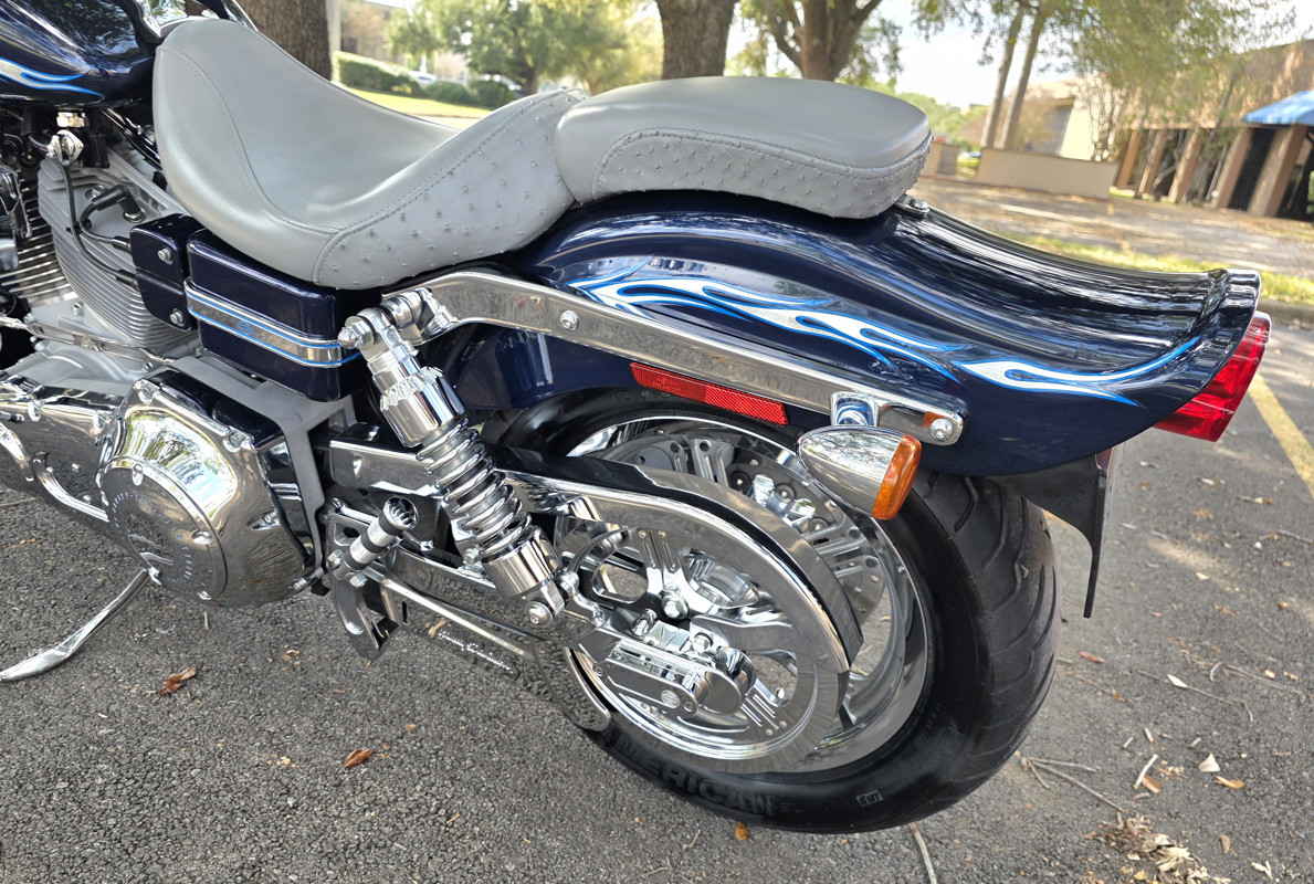 Dyna® Wide Glide® 3