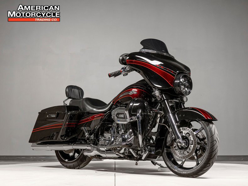 CVO™ Street Glide®