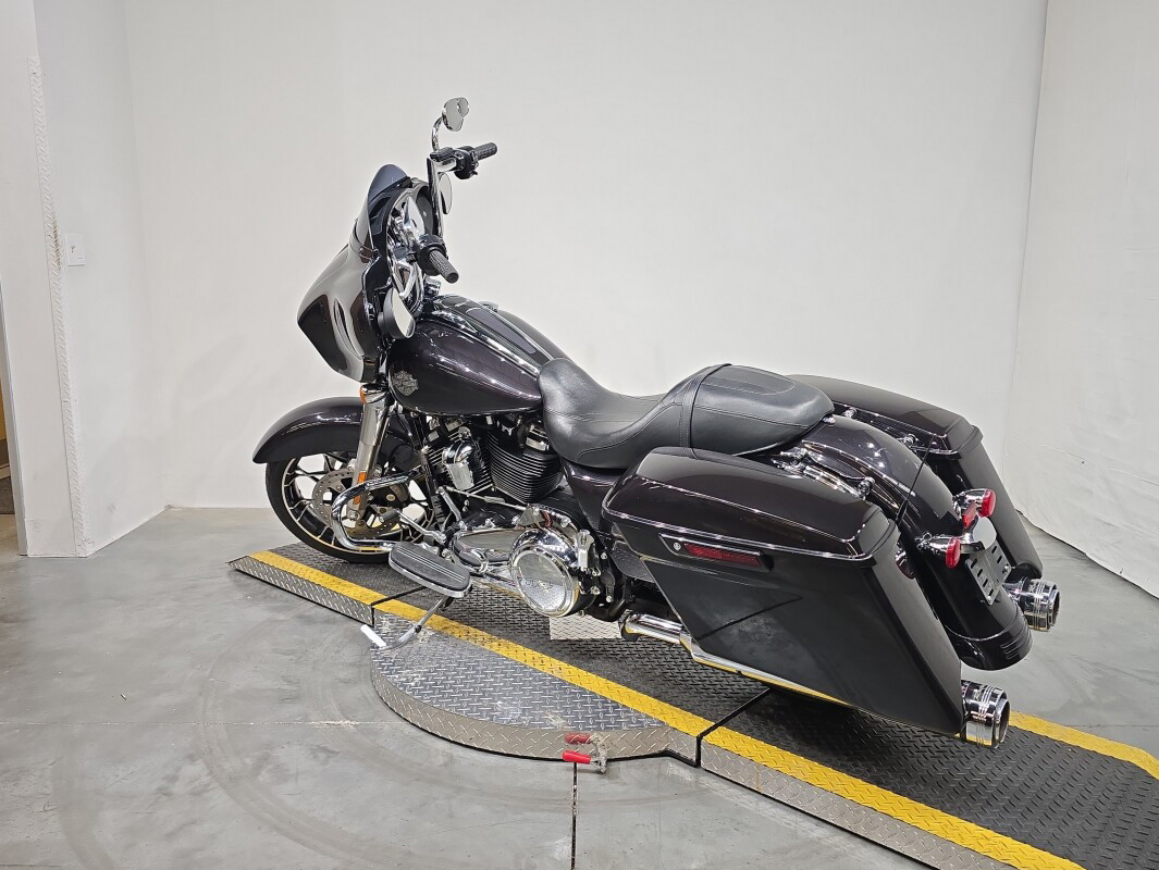 Street Glide® Special