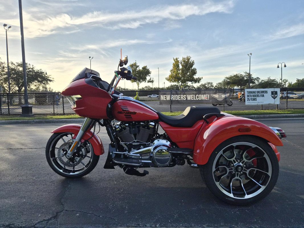 Road Glide® 3