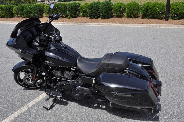 Road Glide®