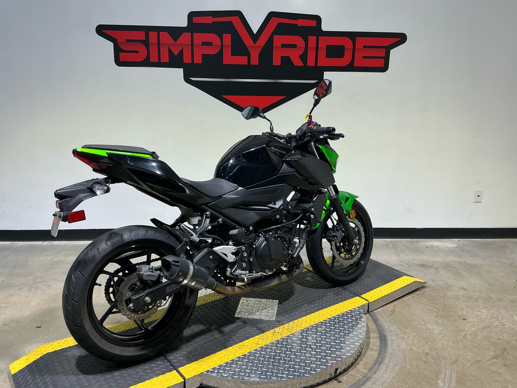 Z400 ABS