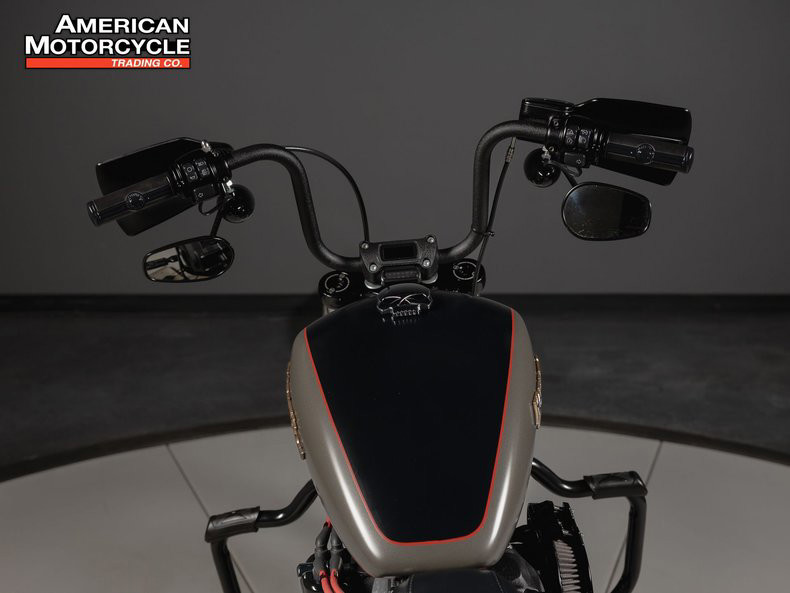 Softail® Street Bob®