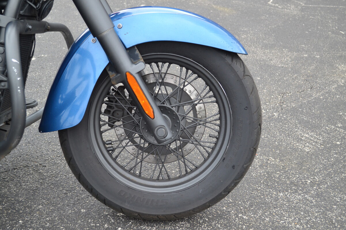 Vulcan 900 Classic LT