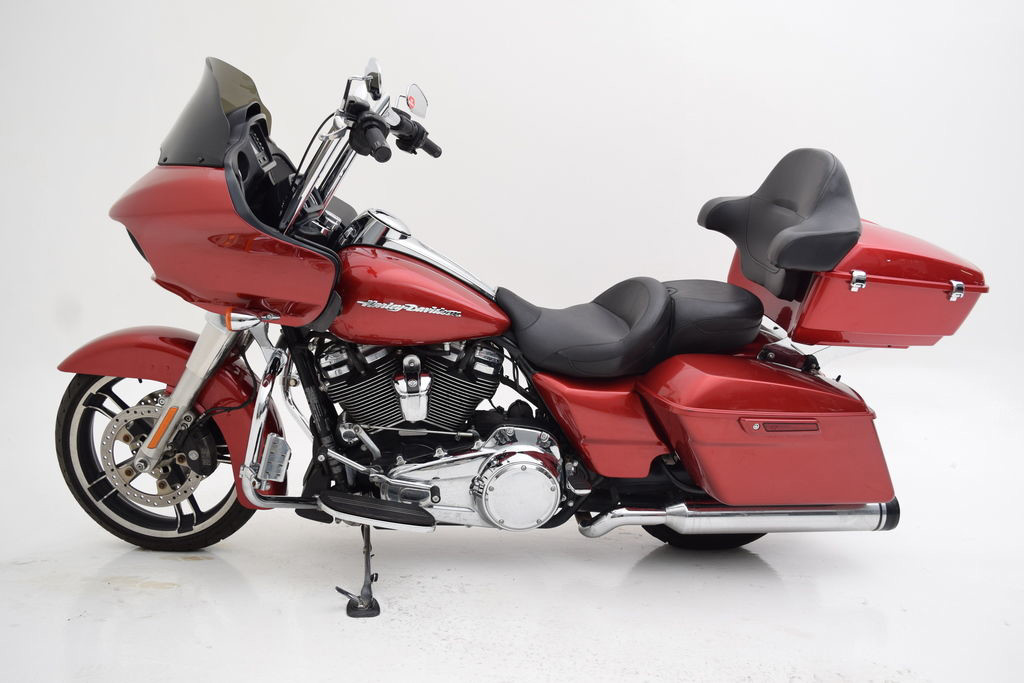 Road Glide®
