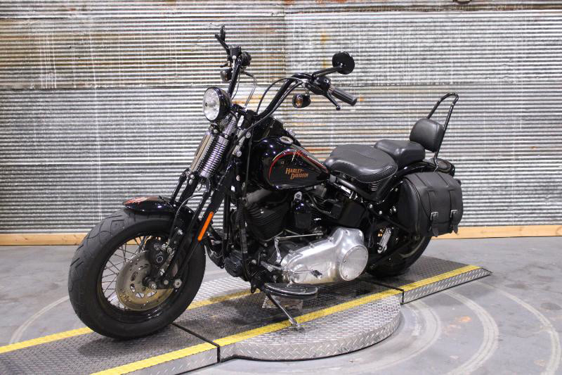 Softail® Cross Bones®