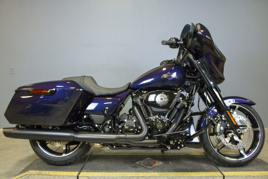 Street Glide®