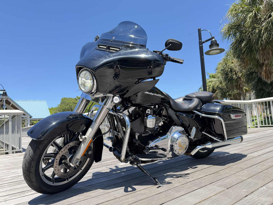 Electra Glide® Police