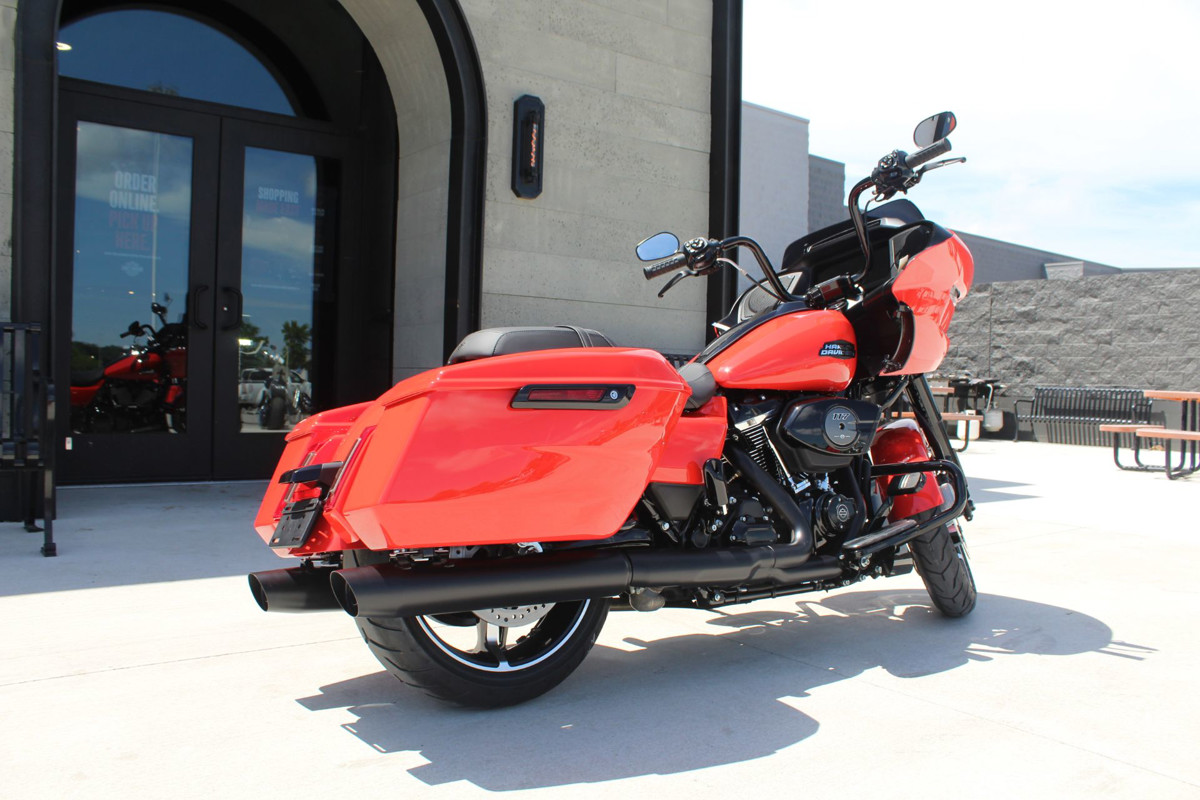 Road Glide®