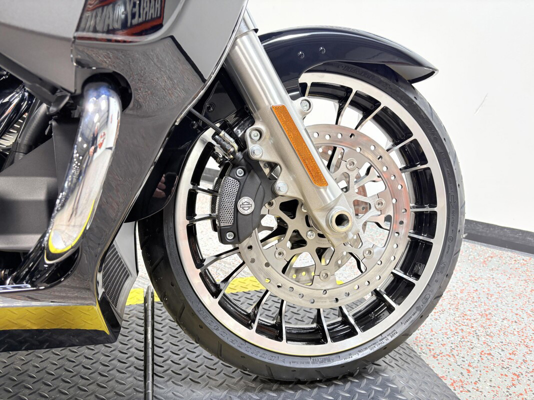 Street Glide® Limited