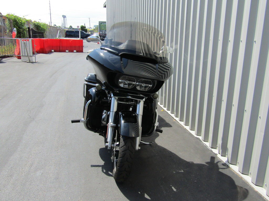 Road Glide® Ultra