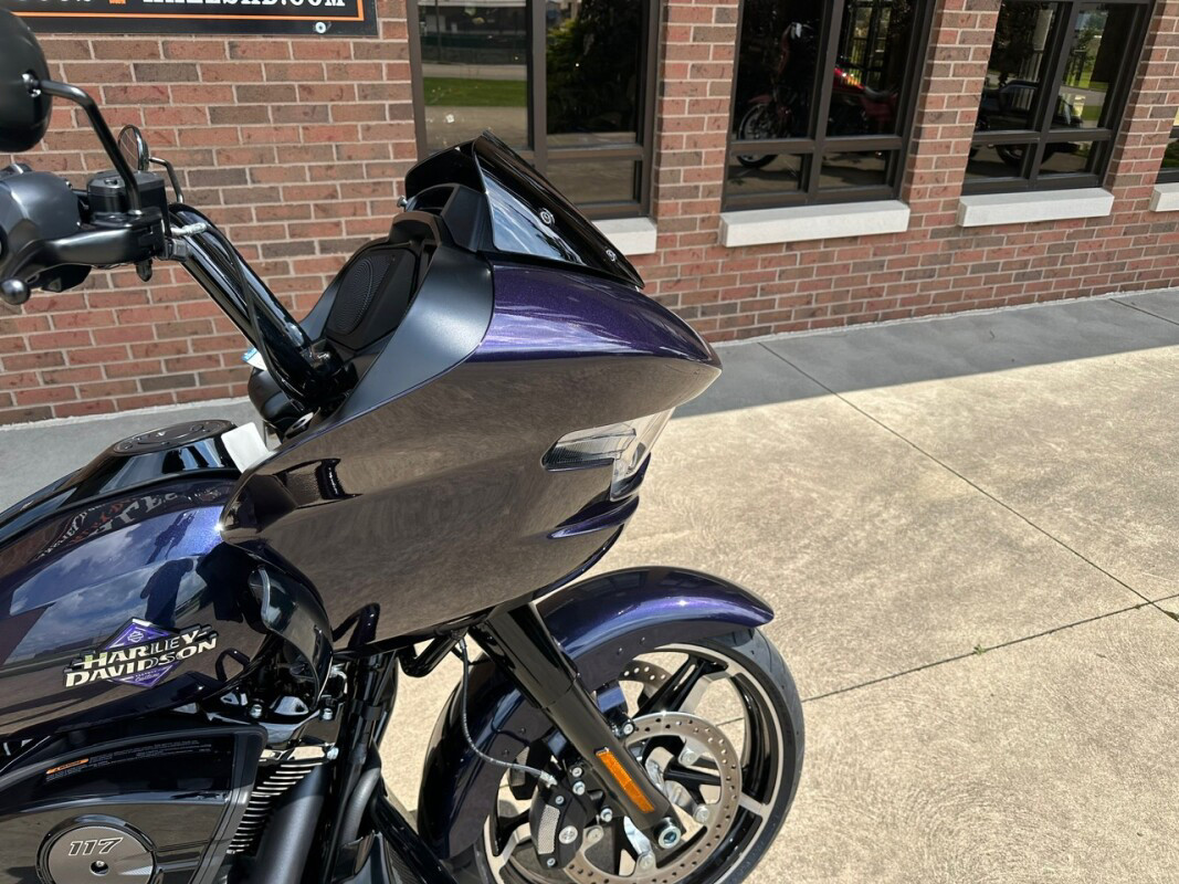 Road Glide®