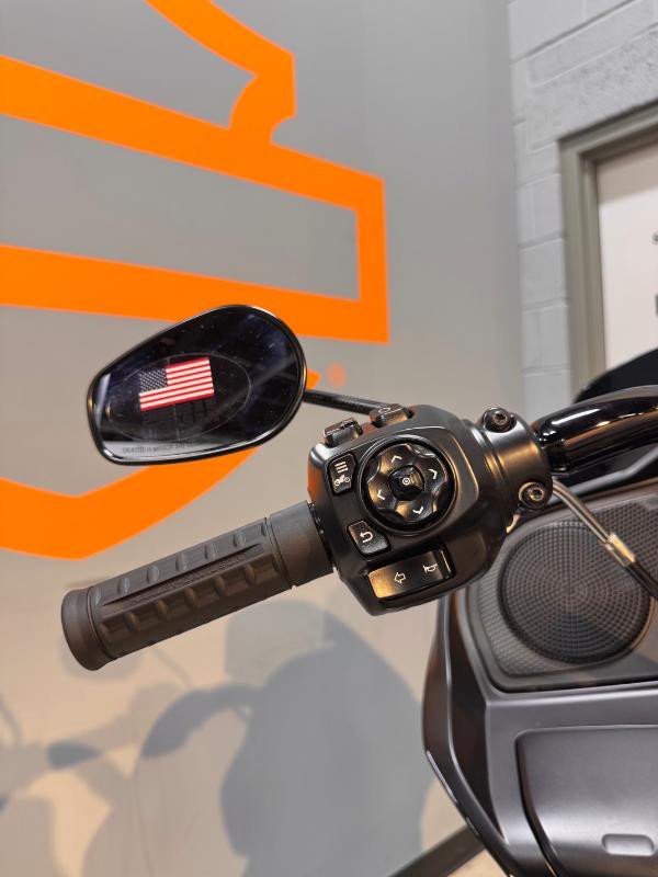 Road Glide®